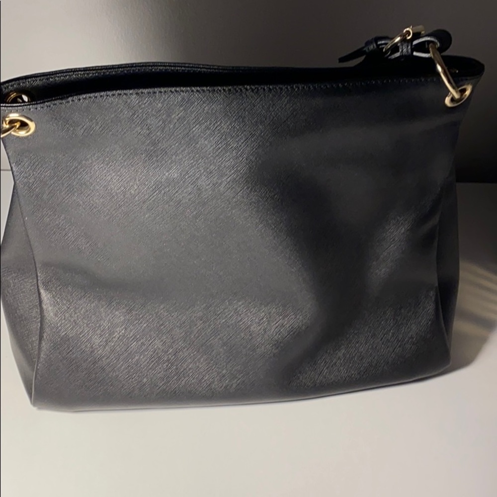 Calvin Klein Shoulder Tote Bag - Picture 3 of 4